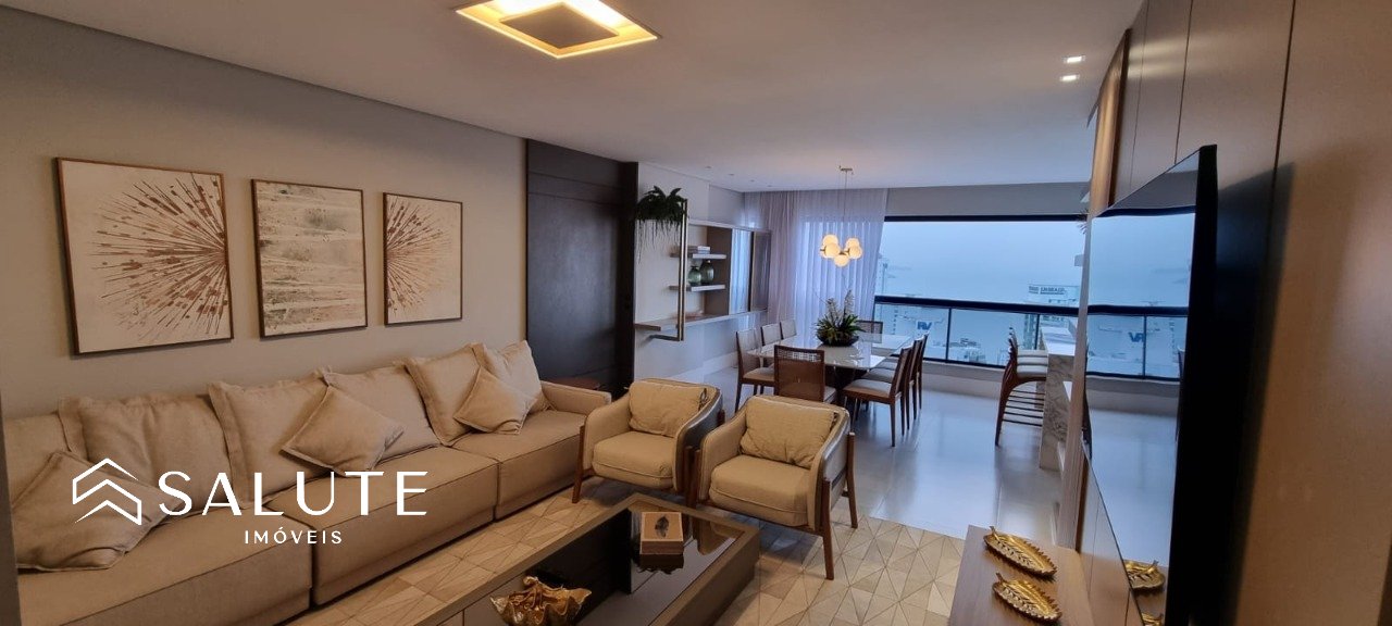 Apartamento á venda 4 Dormitórios na Barra Sul