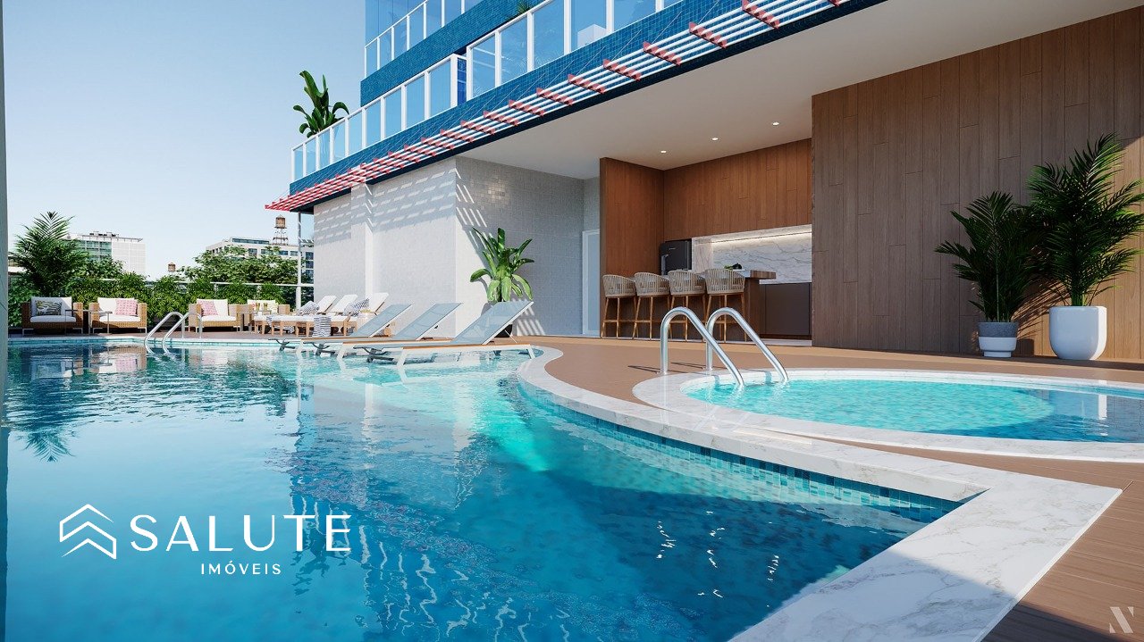 Apartamento à venda 4 suítes na Meia Praia