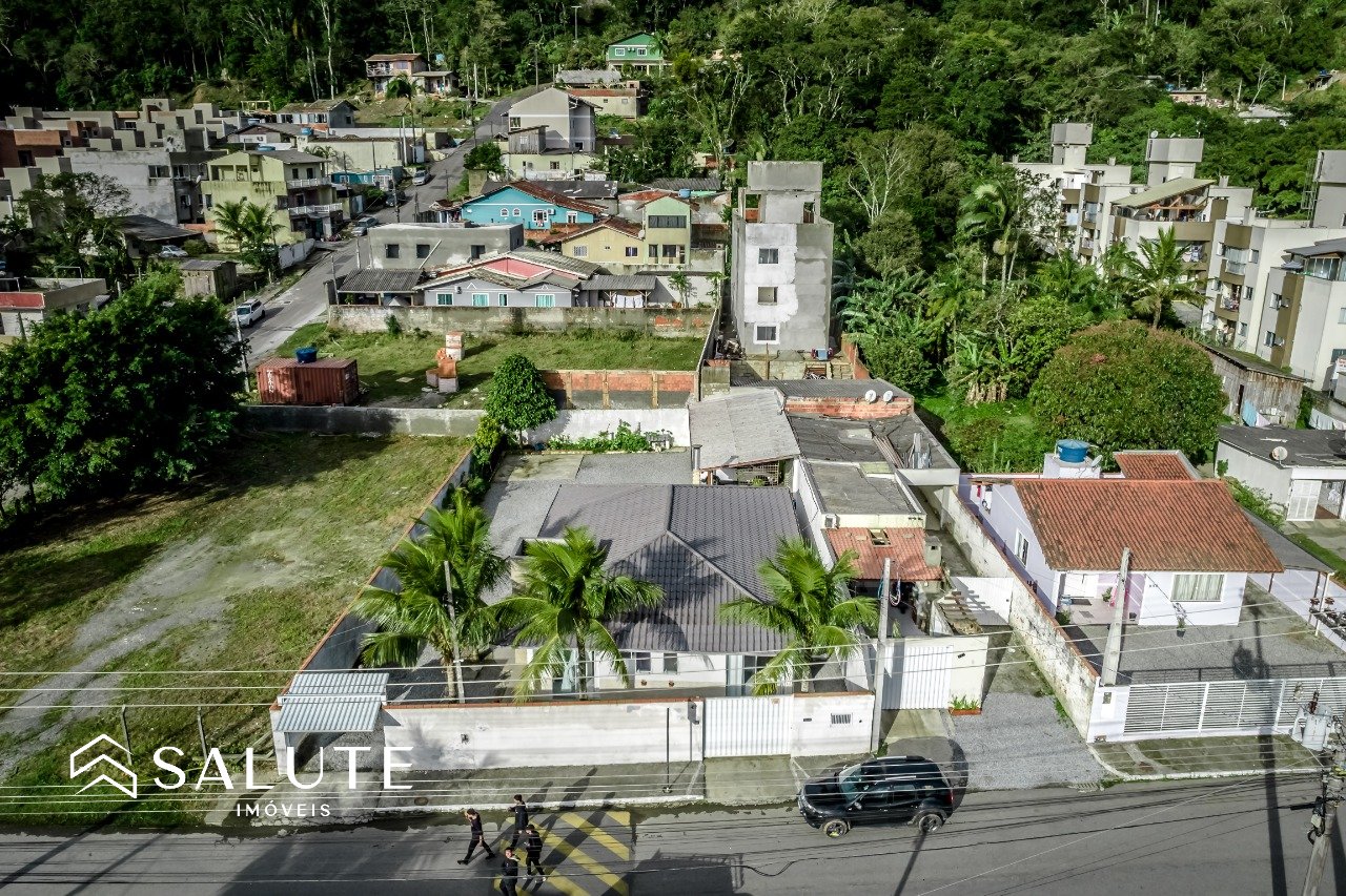 Casa à venda 3 suítes bairro Nova Esperança