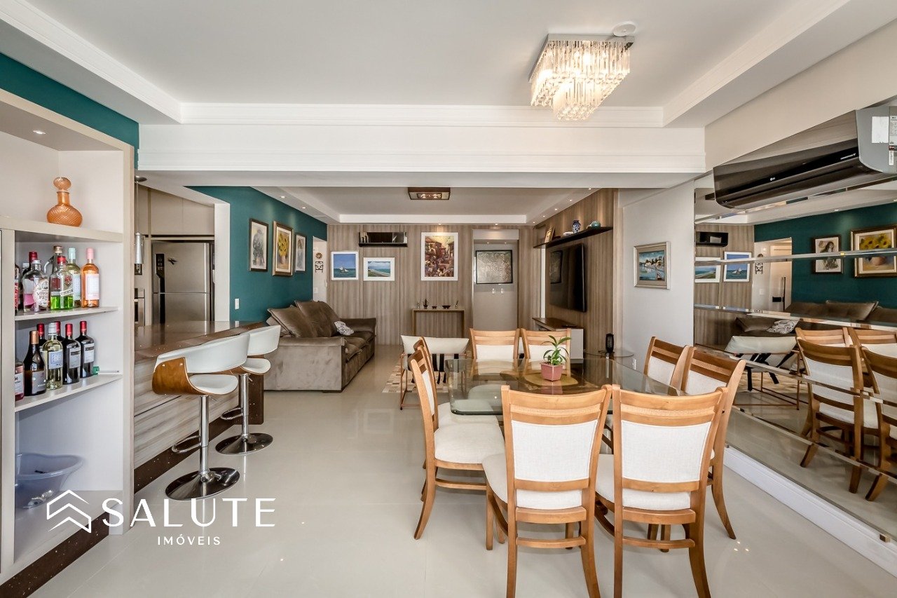 Apartamento à venda 3 suítes na Barra Sul