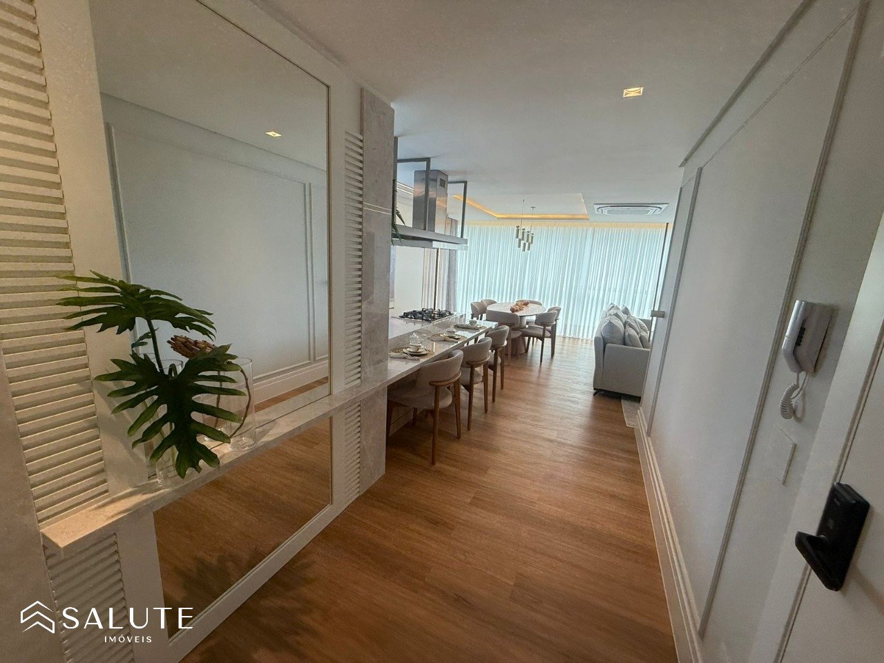 Apartamento à venda 3 suítes na Barra Norte