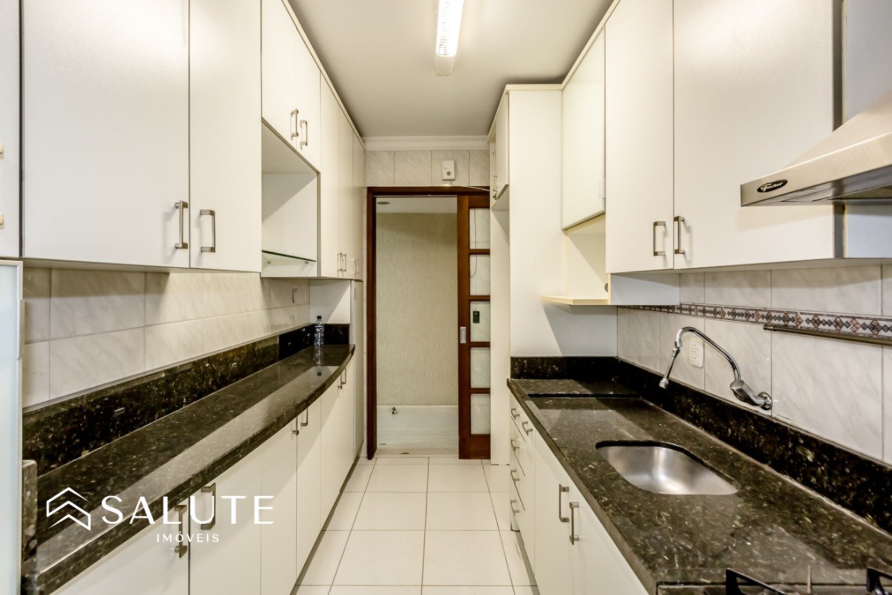 Apartamento diferenciado com piscina privativa