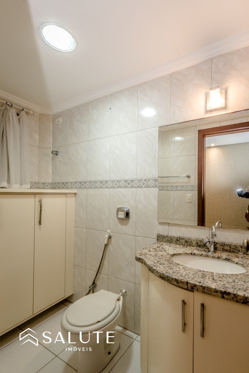 Apartamento diferenciado com piscina privativa