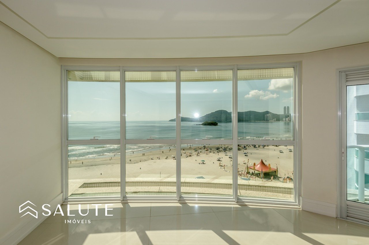 Apartamento Frente Mar à venda 3 suítes no Centro