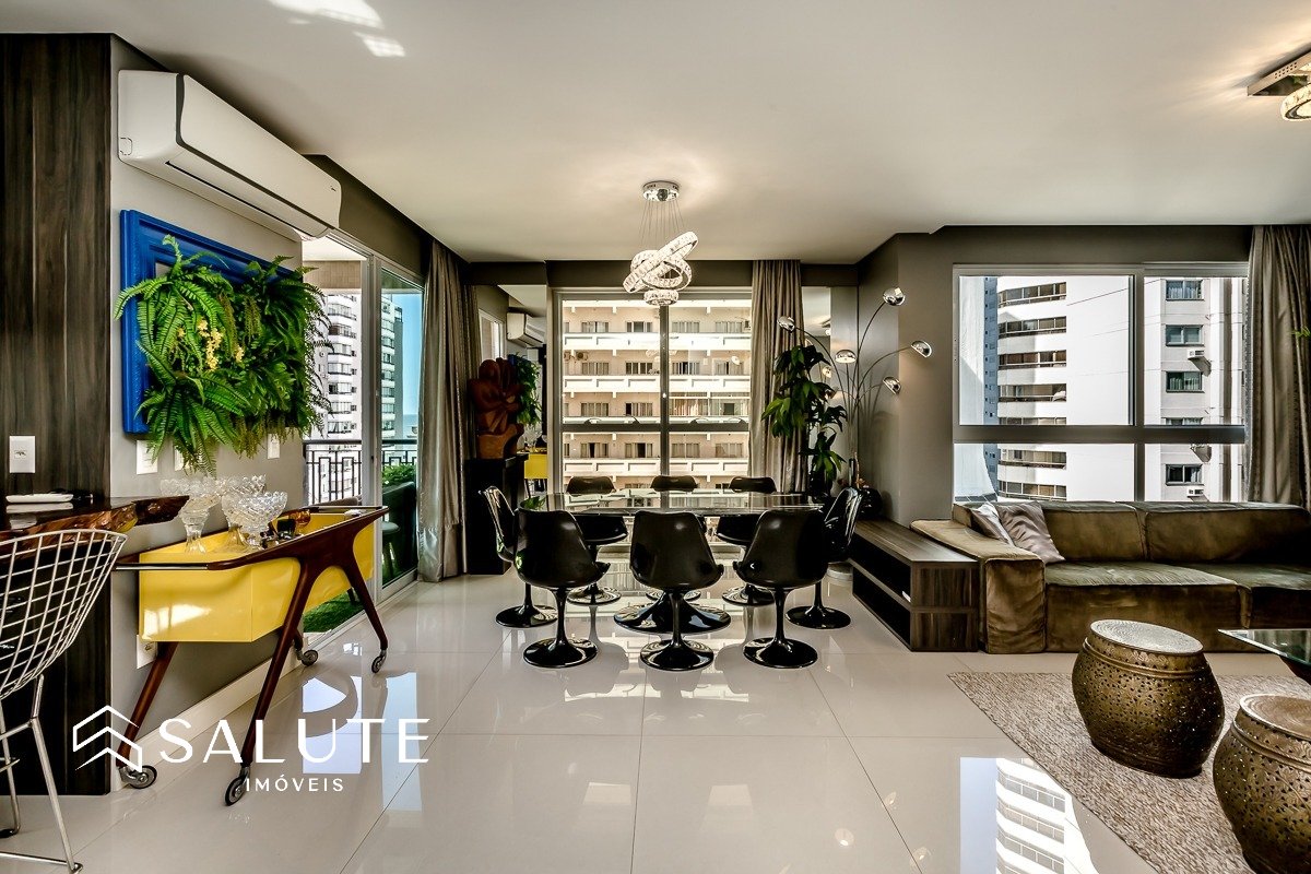 Apartamento alto padrão Embraed.