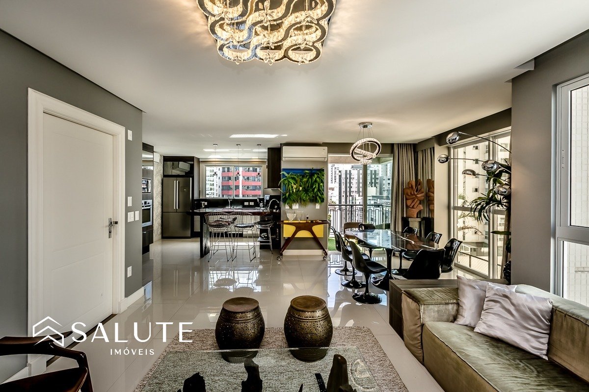 Apartamento alto padrão Embraed.