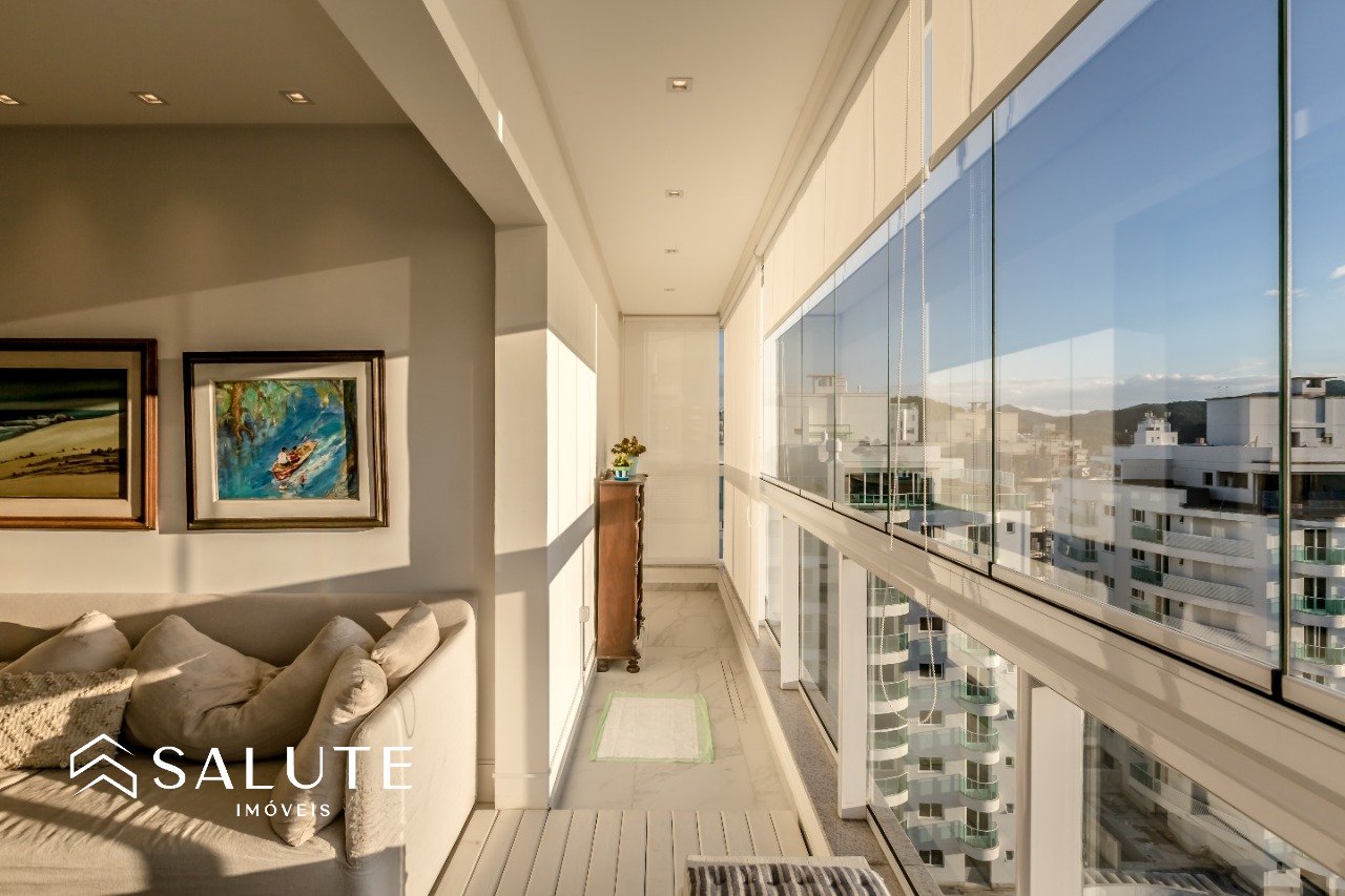 Apartamento com Vista para a Praia Brava