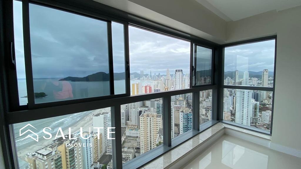 Apartamento Novo no Centro de Balneário Camboriú
