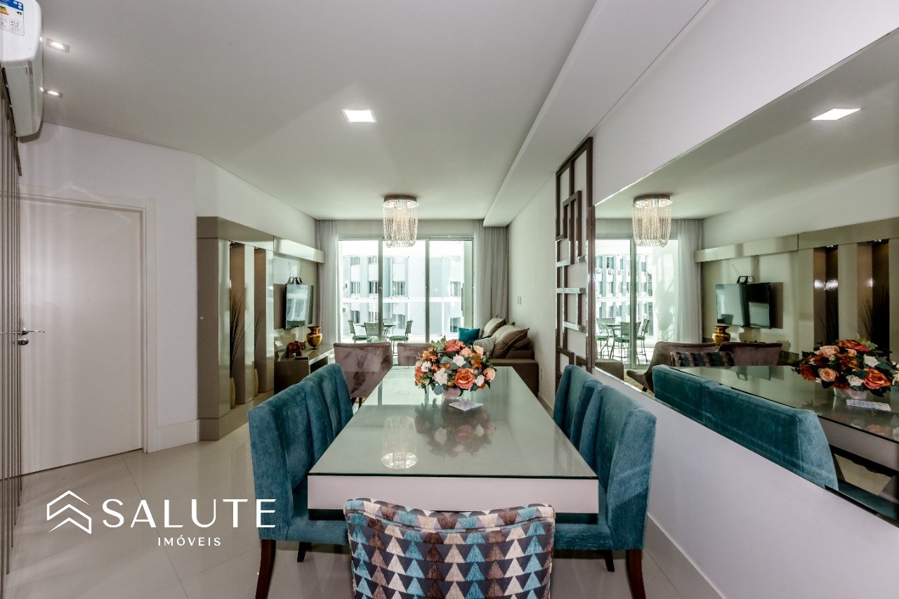 Apartamento Mobiliado com 3 Suítes no Centro