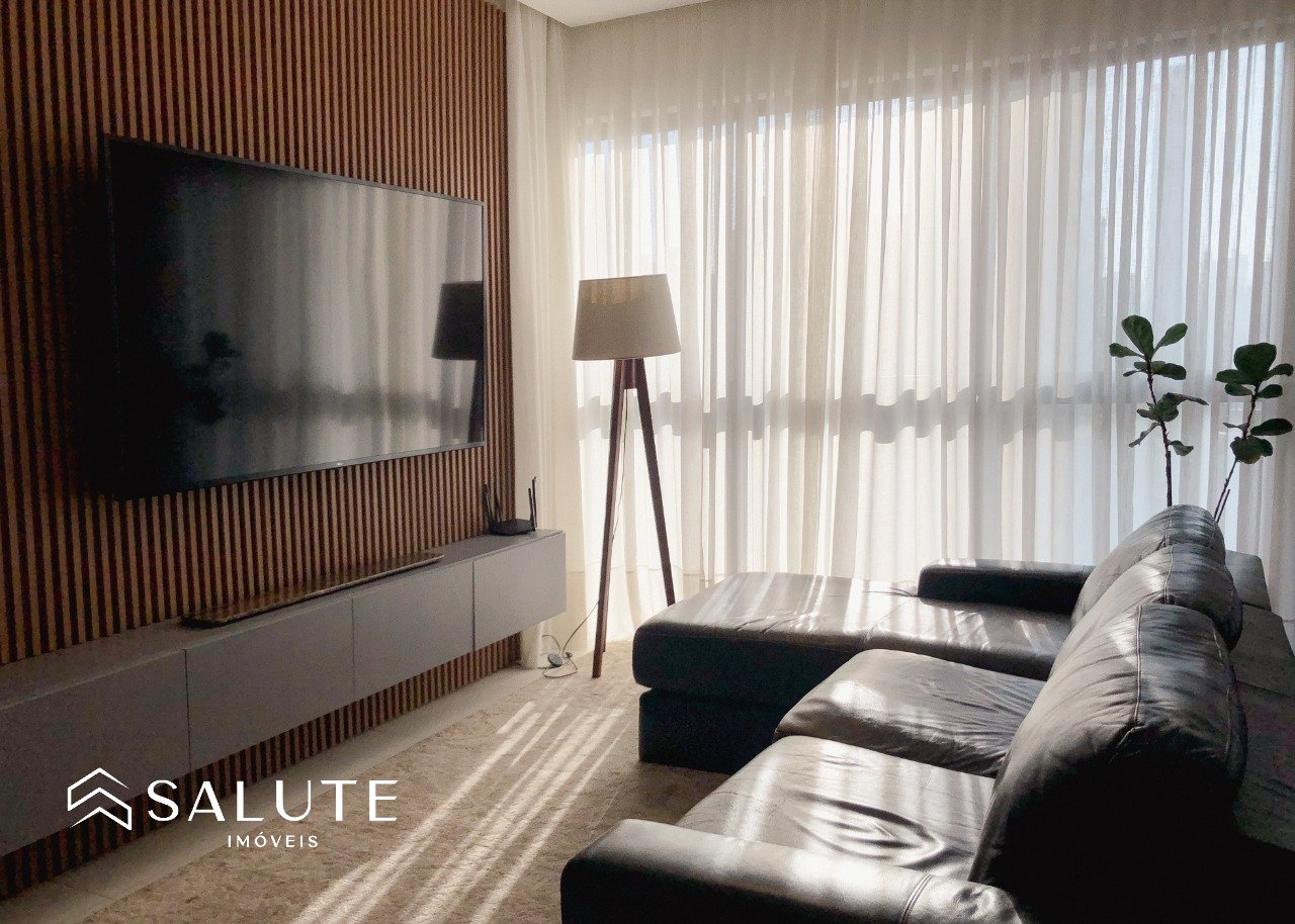 Apartamento Novo com 4 Suítes a 250m da Praia.