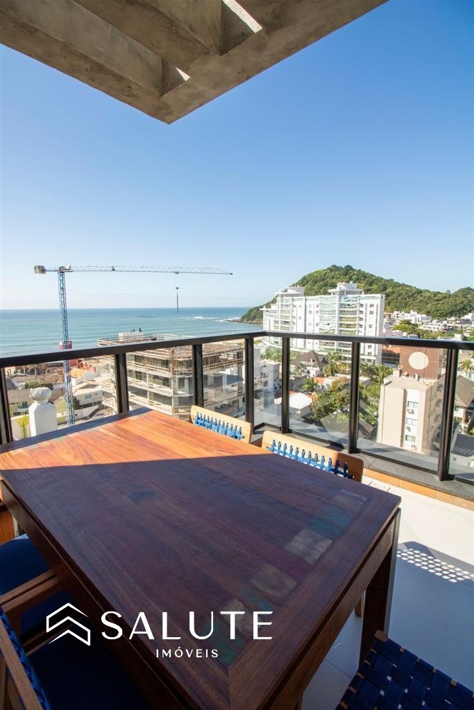 Excelente Apartamento Duplex em Itajai