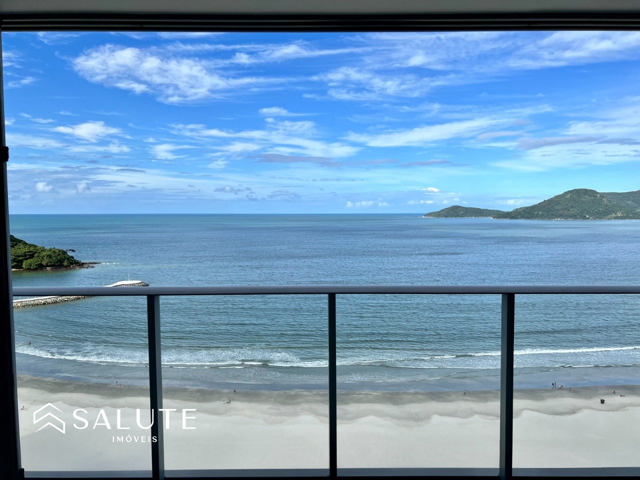 Apartamento a venda com 4 suítes na Barra Norte