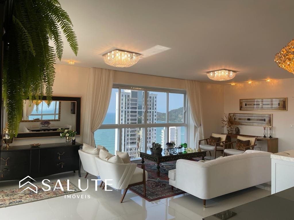 Excelente Apartamento com Vista Mar