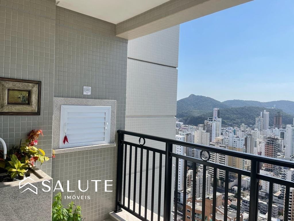 Excelente Apartamento com Vista Mar