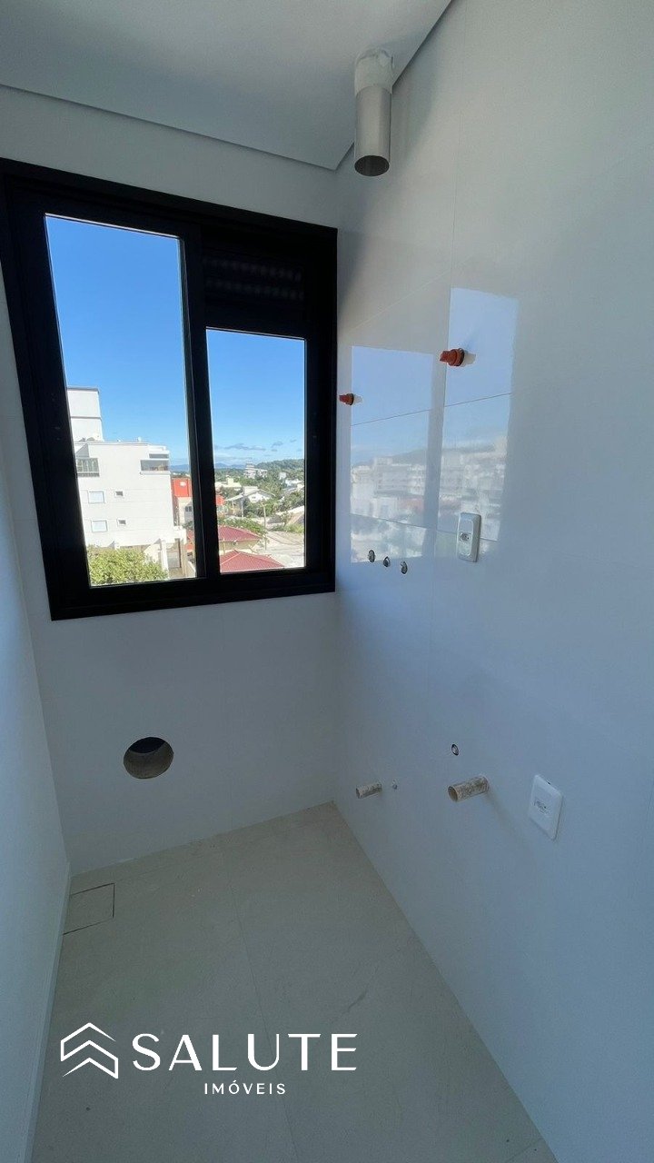 Apartamento a venda com 3 dormitórios em Bombinhas