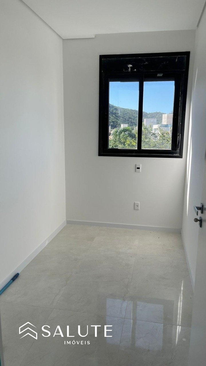 Apartamento a venda com 3 dormitórios em Bombinhas