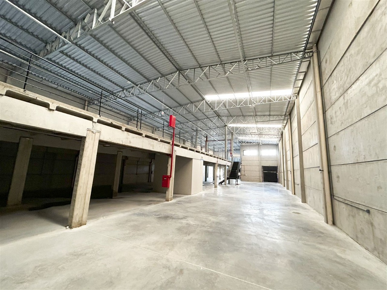 Galpão Industrial para aluguel anual