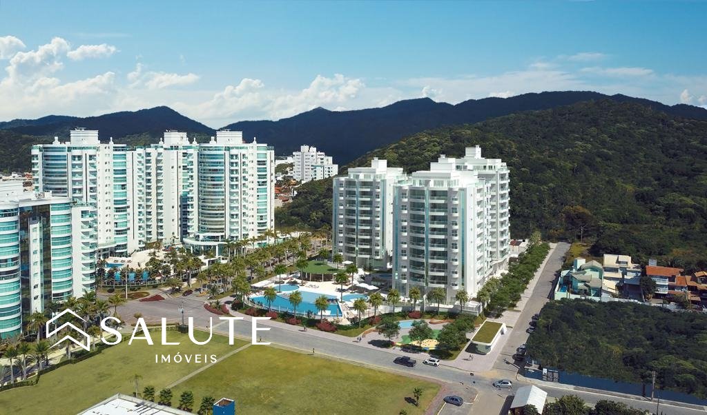 Apartamento com 4 suítes na Praia Brava