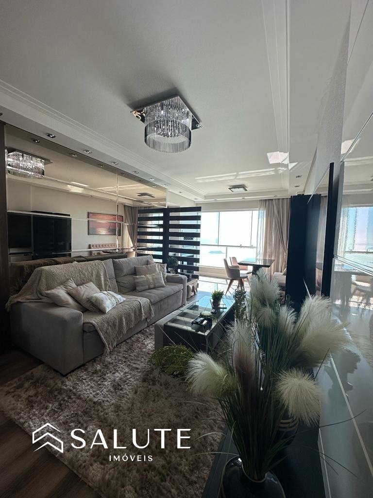 Apartamento 4 suítes Quadra Mar