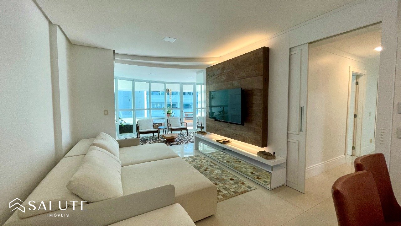 Apartamento à venda 4 dormitórios na Barra Sul