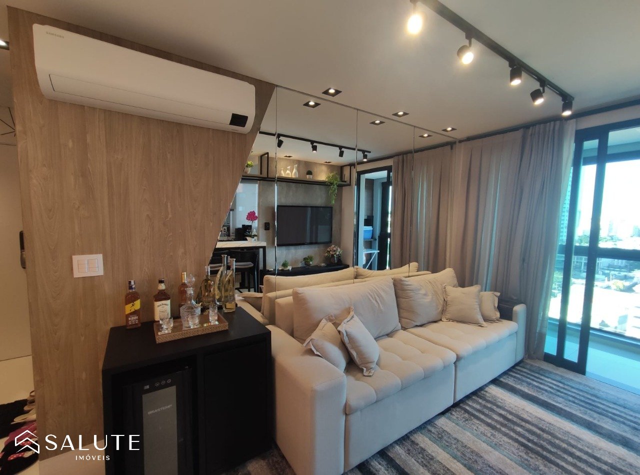 Apartamento à venda 3 dormitórios na Praia Brava