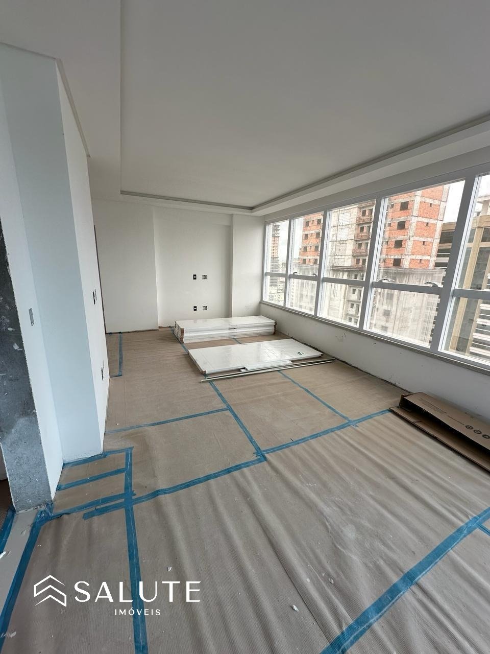 Apartamento à venda em Itapema, Meia Praia