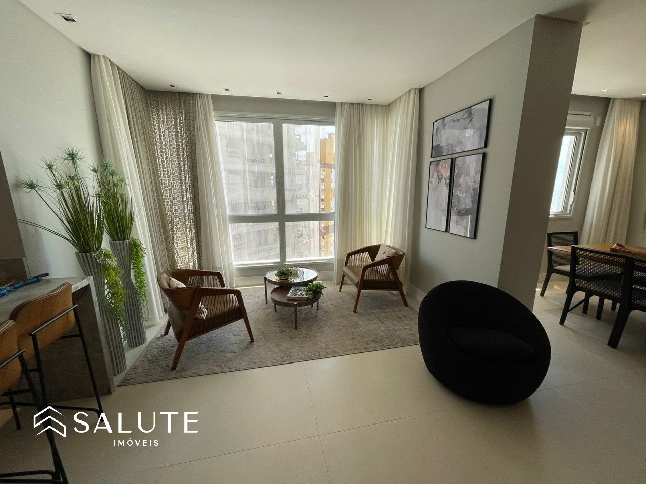 Apartamento à venda 3 suítes na Barra Sul