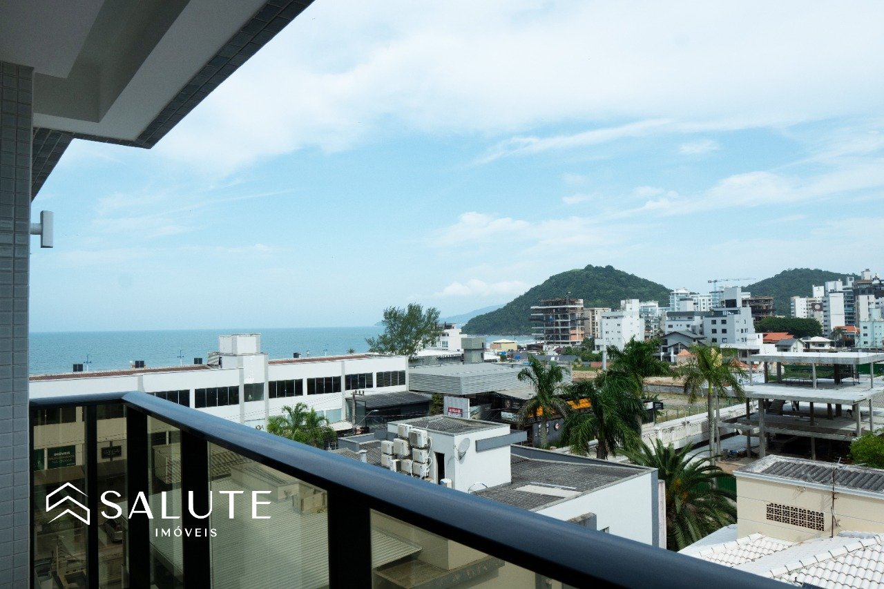 Apartamento à venda 3 suítes na Praia Brava