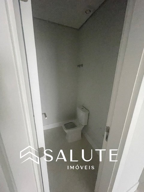 Apartamento à venda 4 suítes no Centro