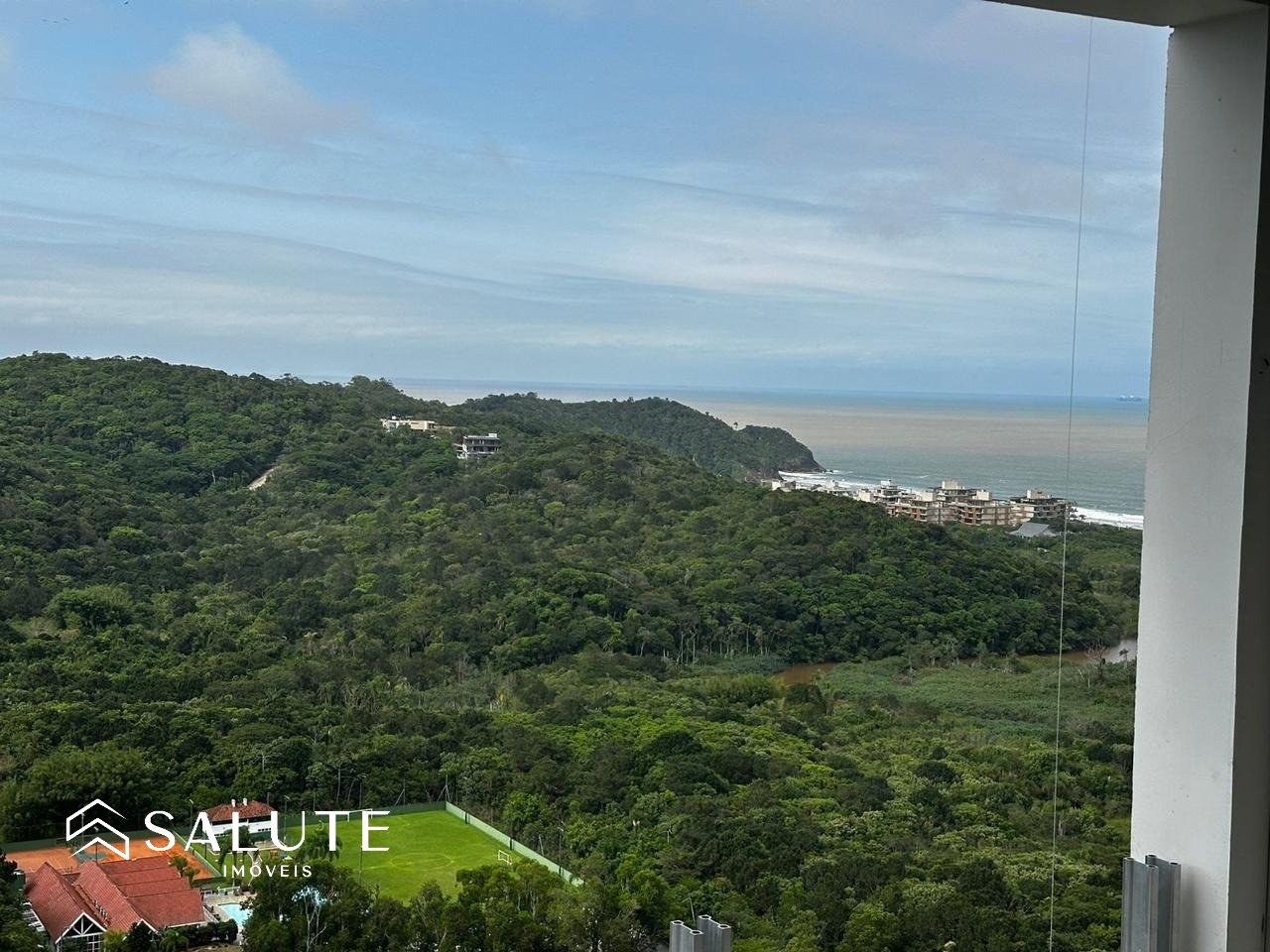 Apartamento à venda 2 dormitórios Praia Brava,