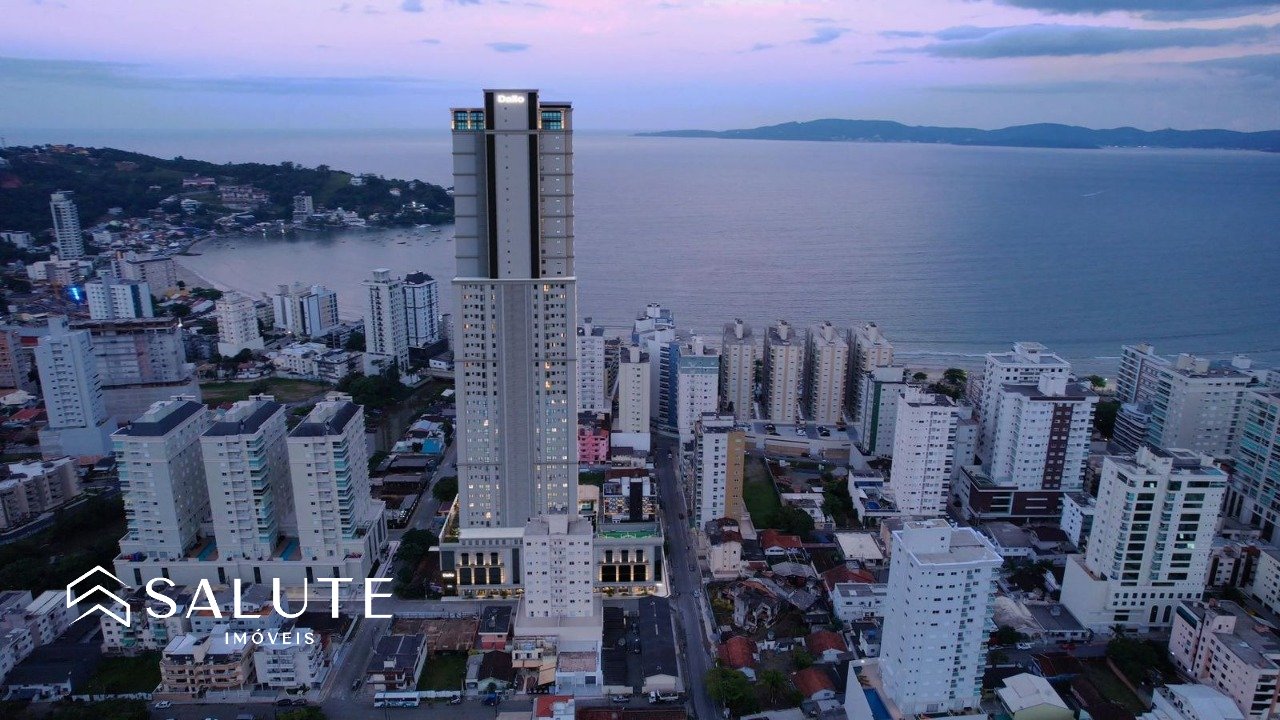 Apartamento a venda com 4 suítes no Centro