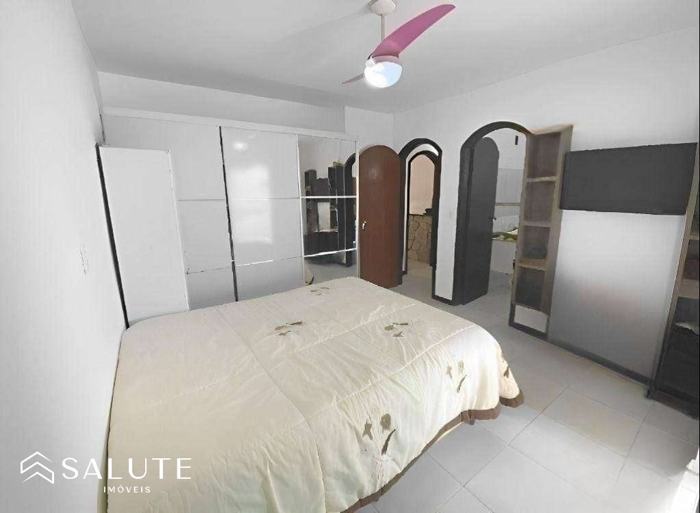 Casa para aluguel com 5 dormitórios no Nações