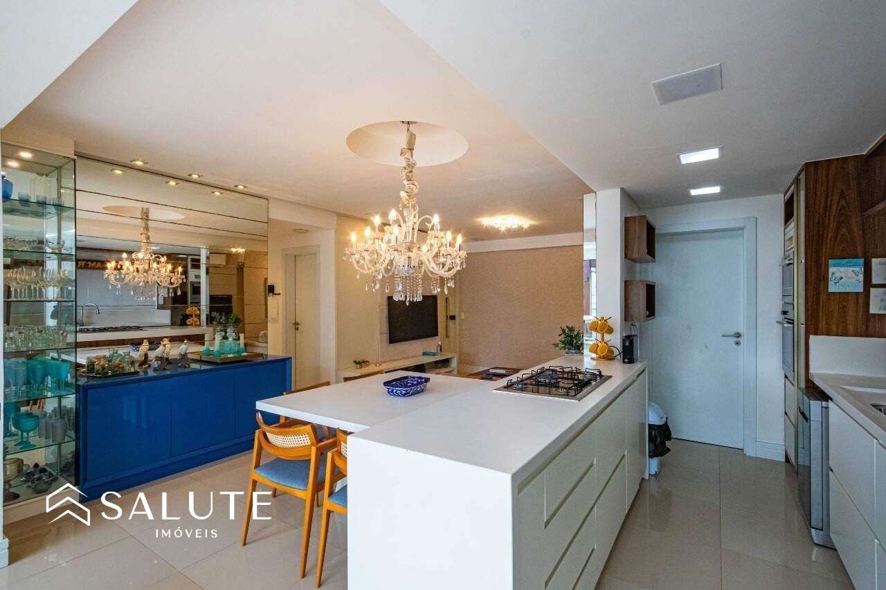 Apartamento a venda 3 dormitórios na Praia Brava