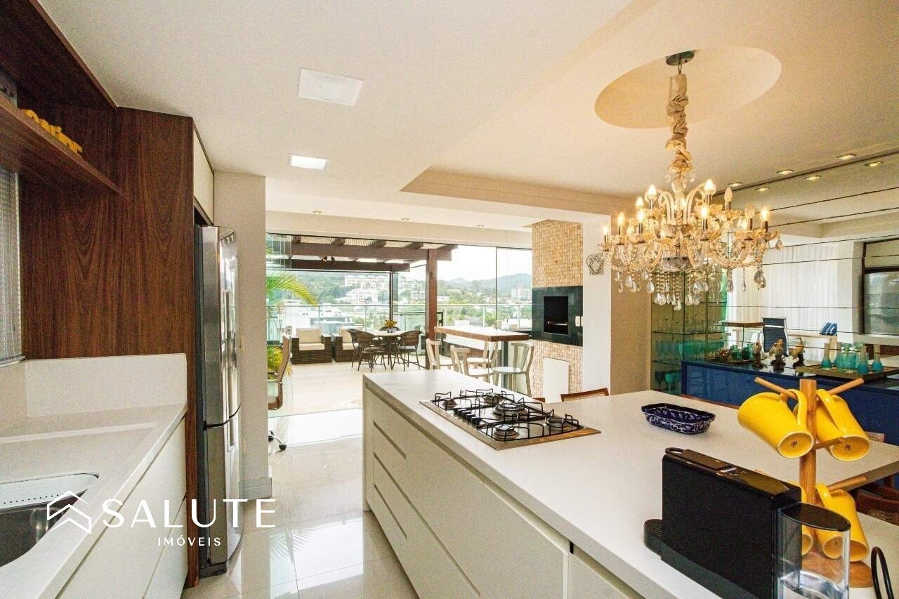 Apartamento a venda 3 dormitórios na Praia Brava