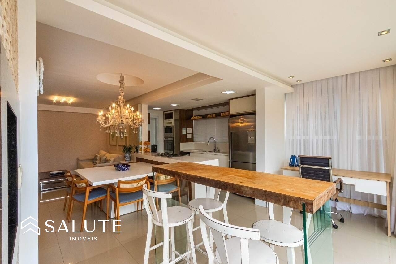 Apartamento a venda 3 dormitórios na Praia Brava