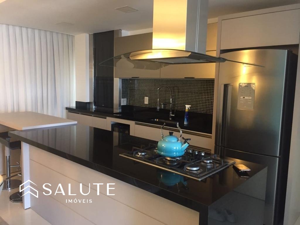 Apartamento à venda com 3 suítes bairro Pioneiros