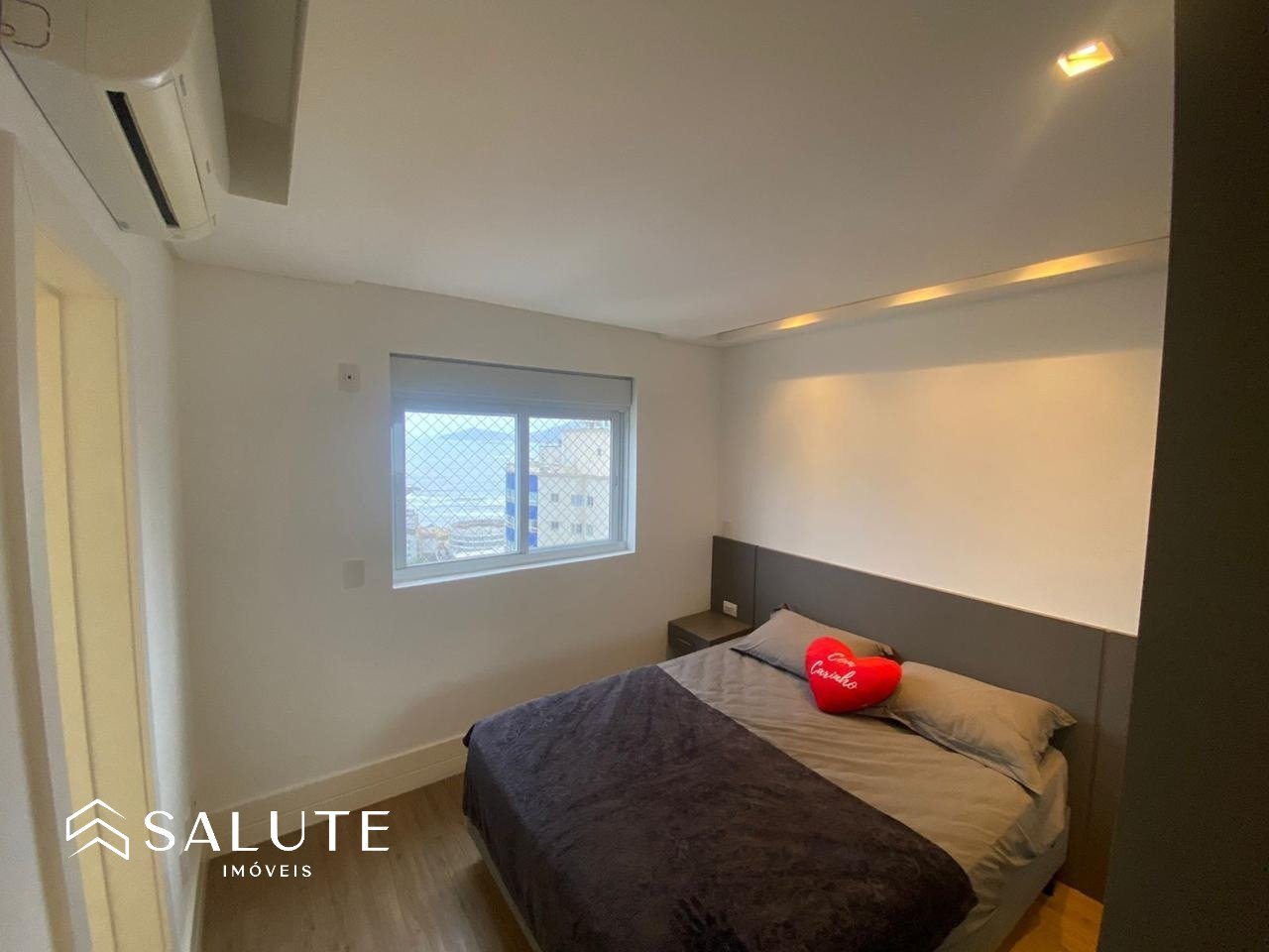 Apartamento à venda com 3 suítes bairro Pioneiros