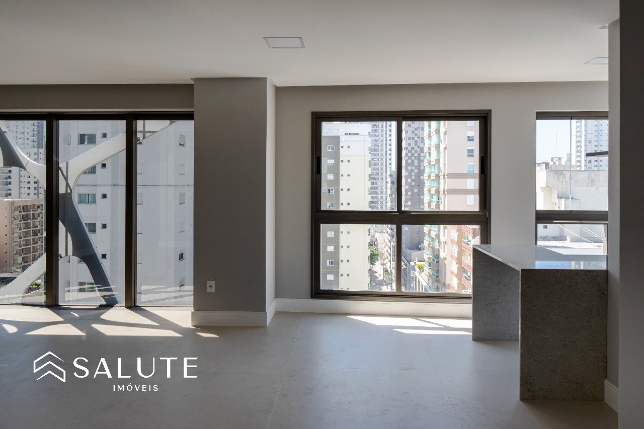 Apartamento à venda 3 suítes no Centro