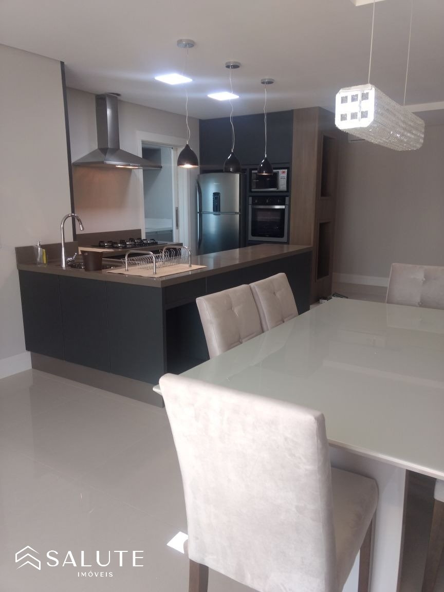 Apartamento à venda com 3 suítes na Barra Norte