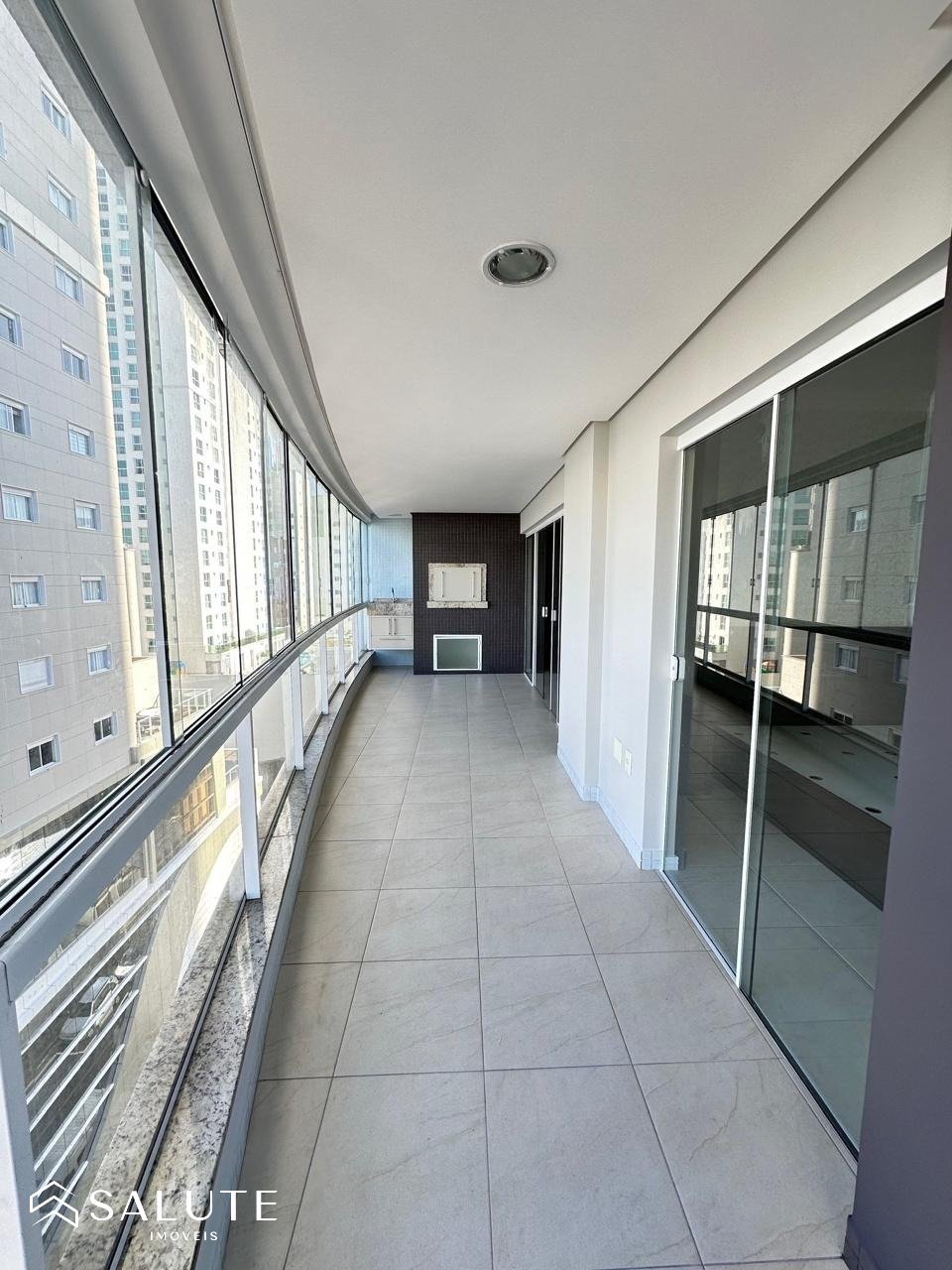 Apartamento à venda 2 dormitórios no Centro