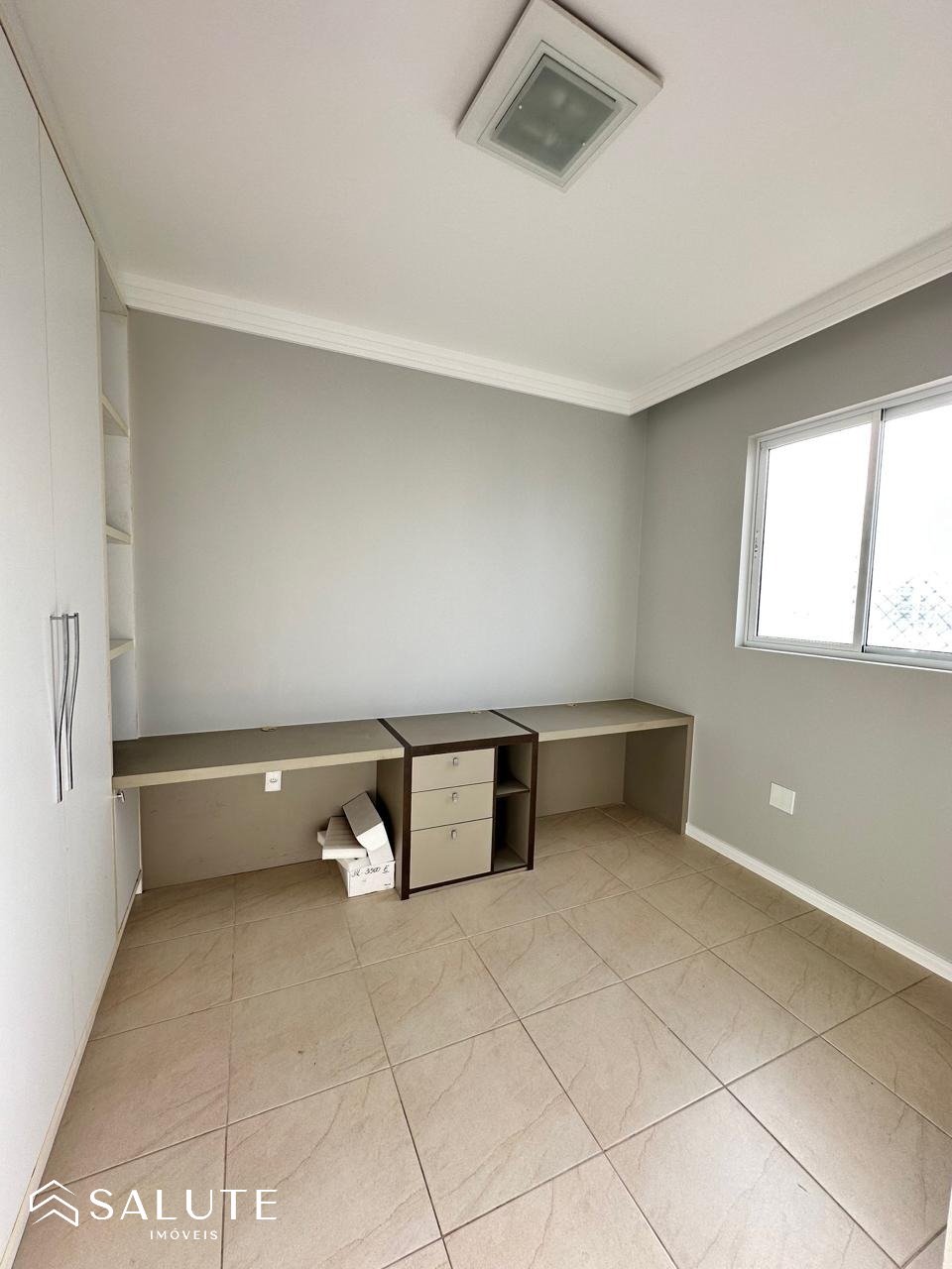 Apartamento à venda 2 dormitórios no Centro