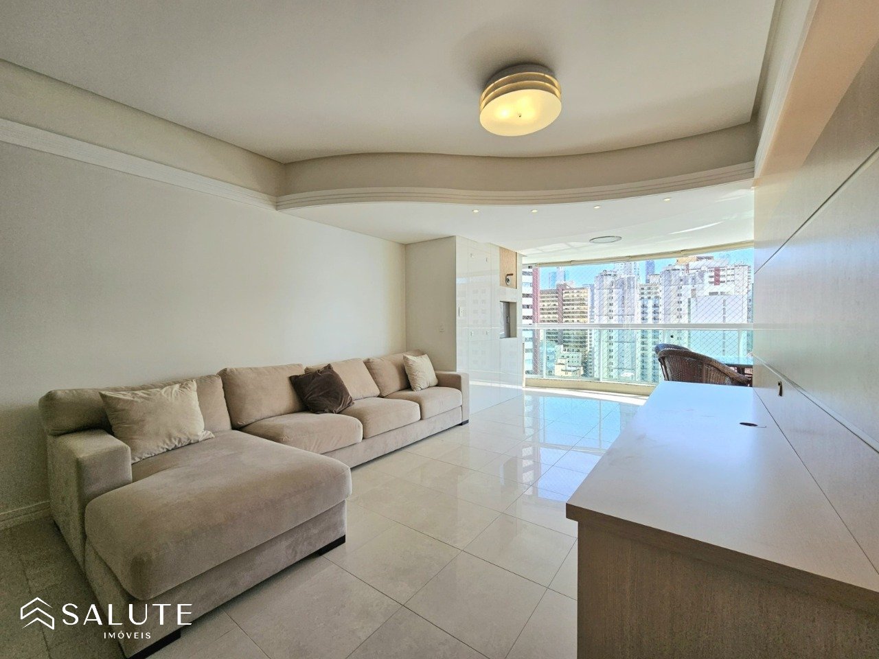 Apartamento à venda com 3 dormitórios Barra Norte