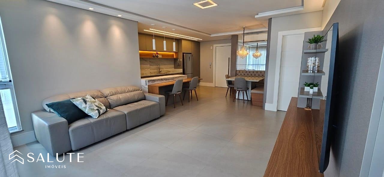 Apartamento à venda com 3 suítes no Centro