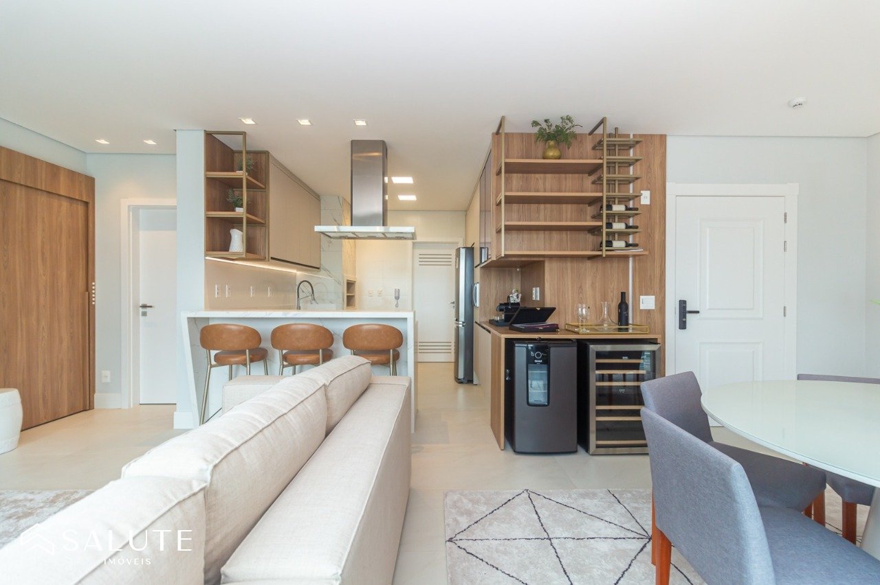 Apartamento 4 dormitórios em Centro Balneário Camboriú