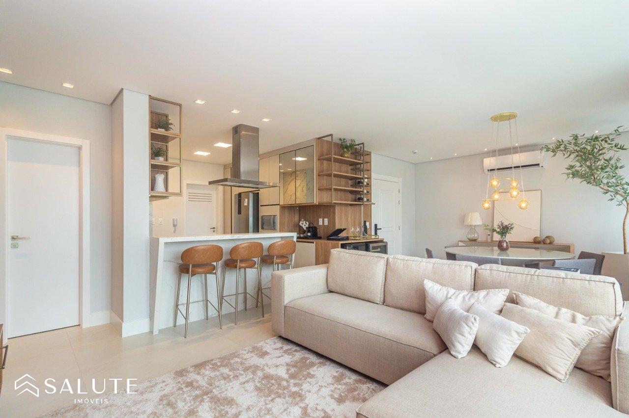 Apartamento 4 dormitórios em Centro Balneário Camboriú