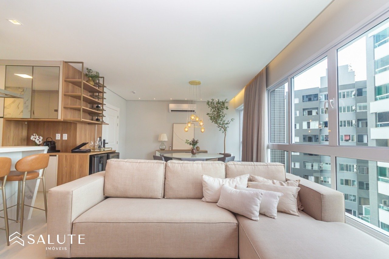 Apartamento 4 dormitórios em Centro Balneário Camboriú
