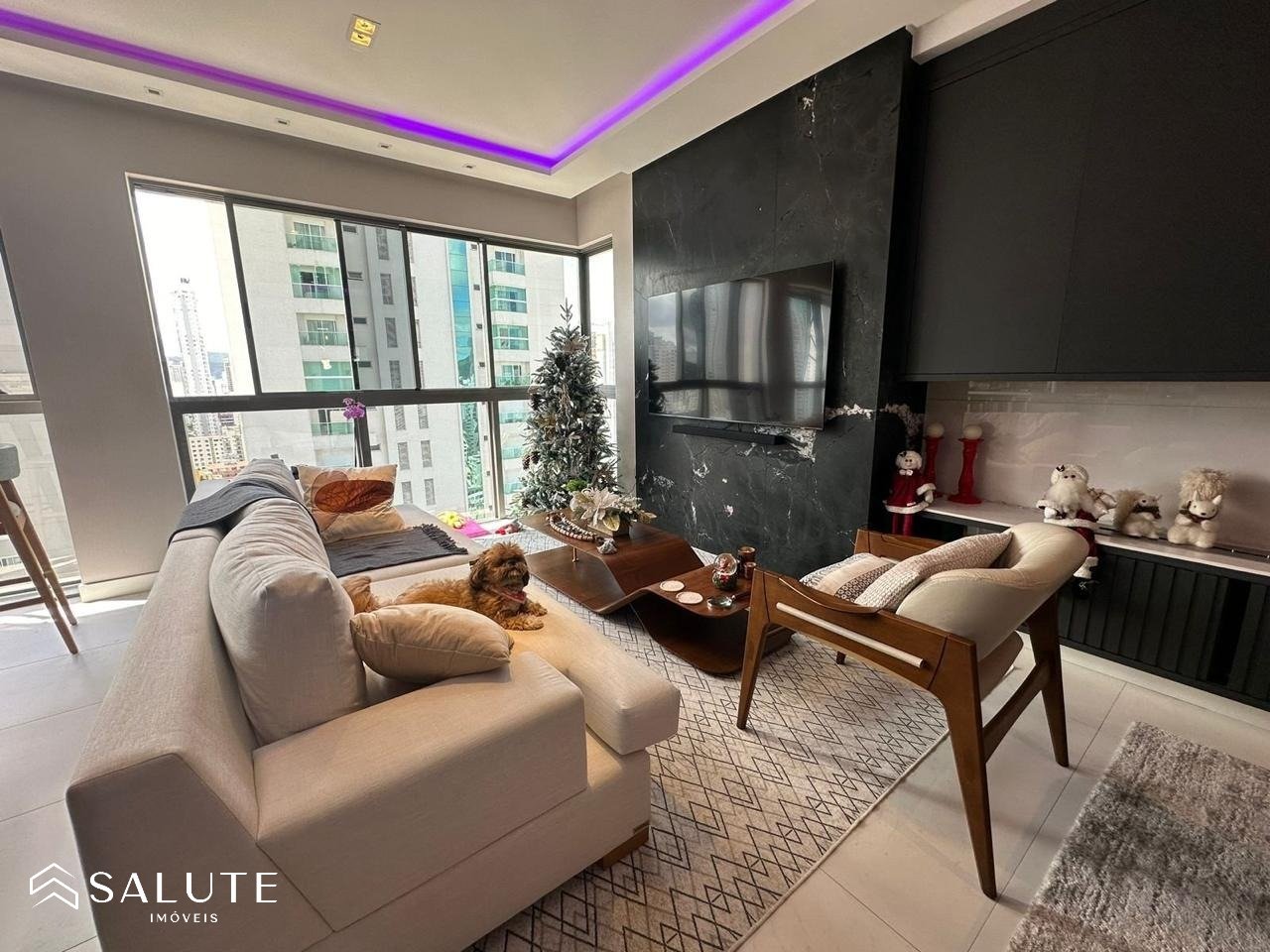 Apartamento à venda com 4 dormitórios no Centro