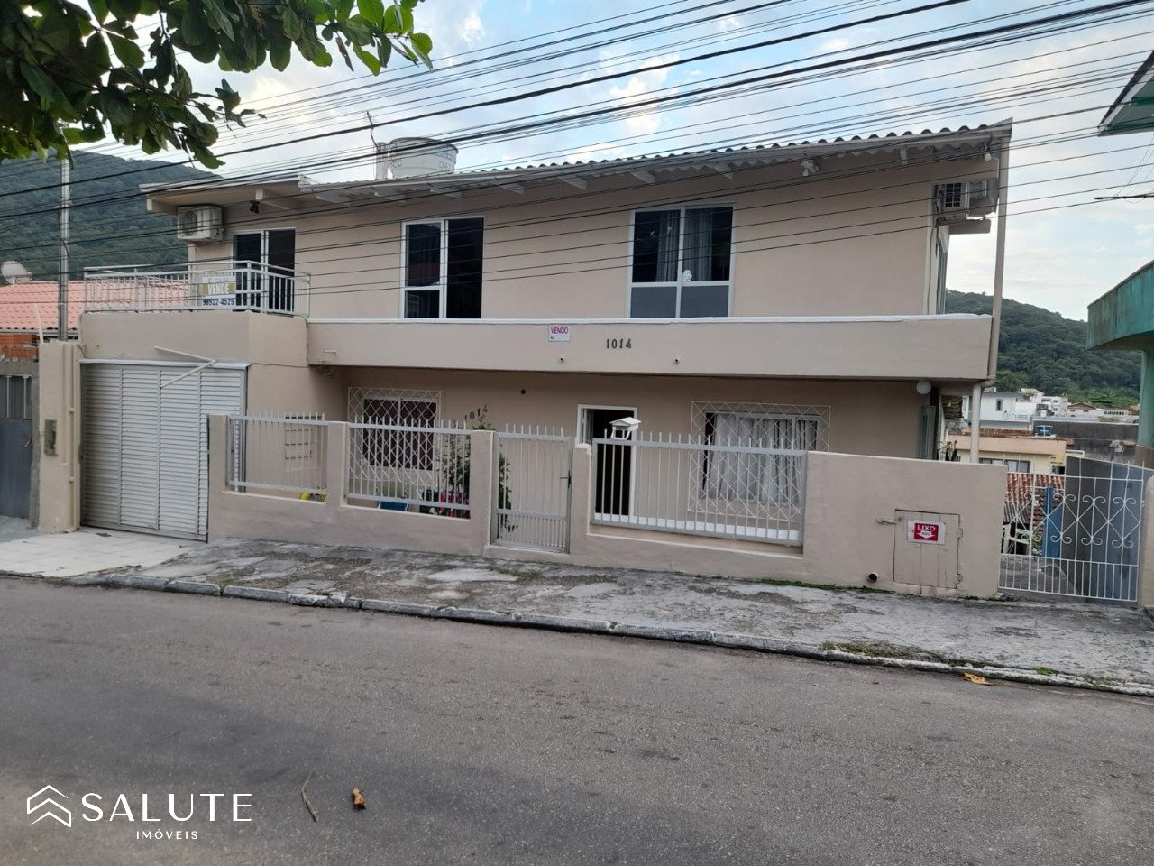 Casa à venda com 7 dormitórios no Nações