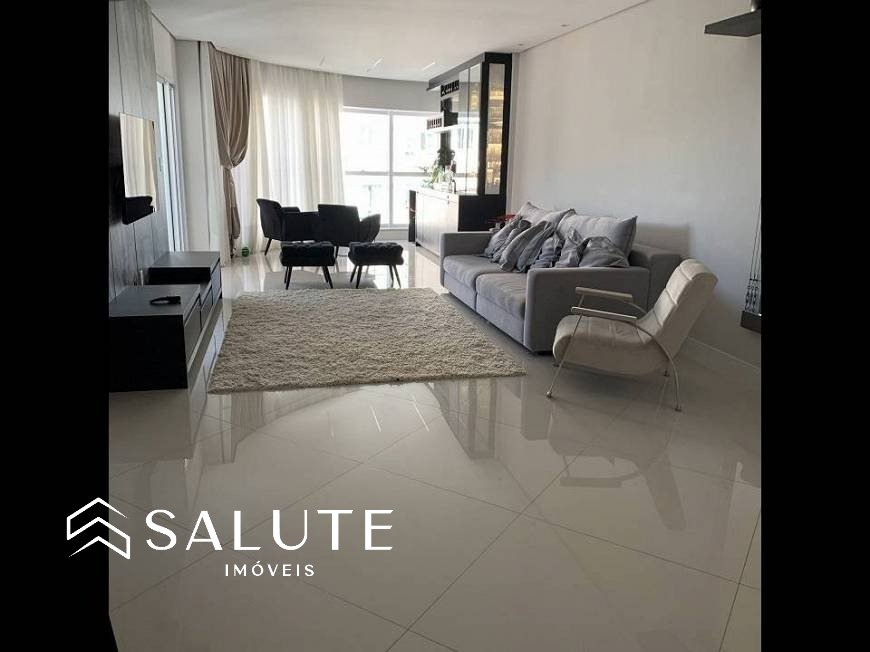 Apartamento 4 dormitórios e 5 vagas de garagem