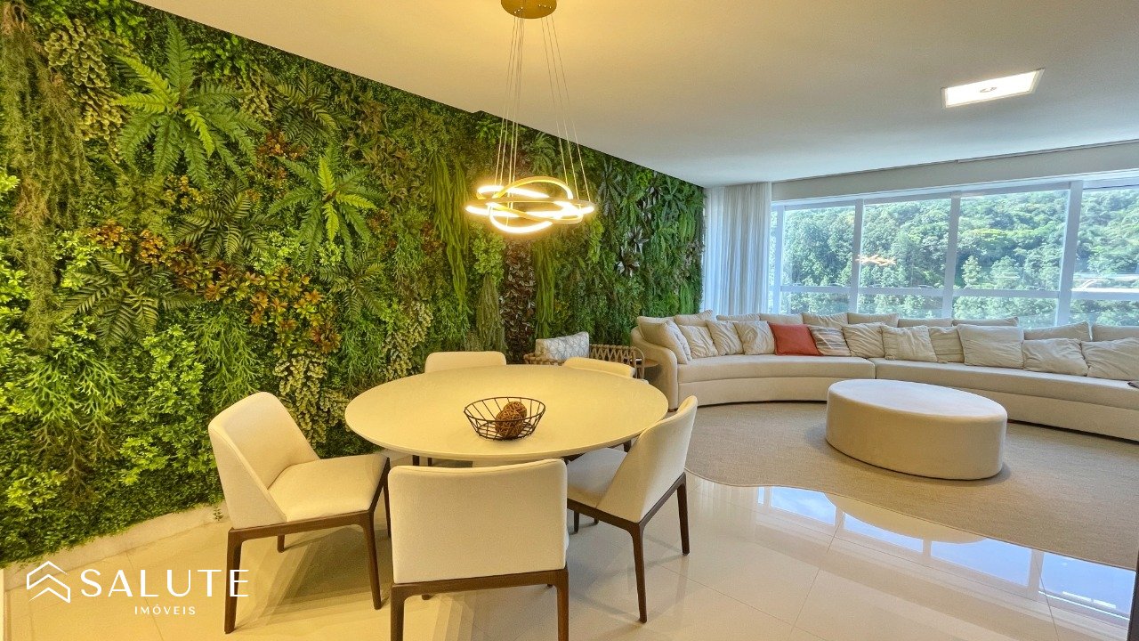 Apartamento aluguel anual 4 suítes no Pioneiros